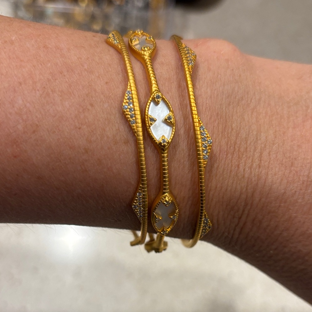 Chic Gold Plated 925 Sterling Women's Bracelet Set of 3 Freida Rothman Bangle